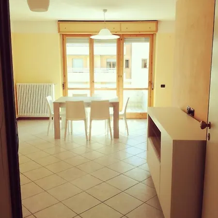 - Via Daste E Spalenga 5 * Bérgamo