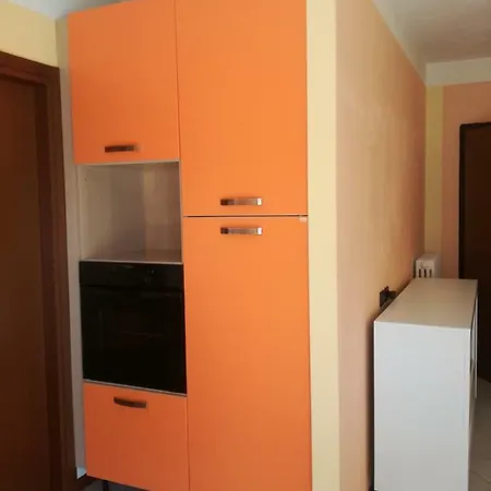 - Via Daste E Spalenga 5 * Bérgamo